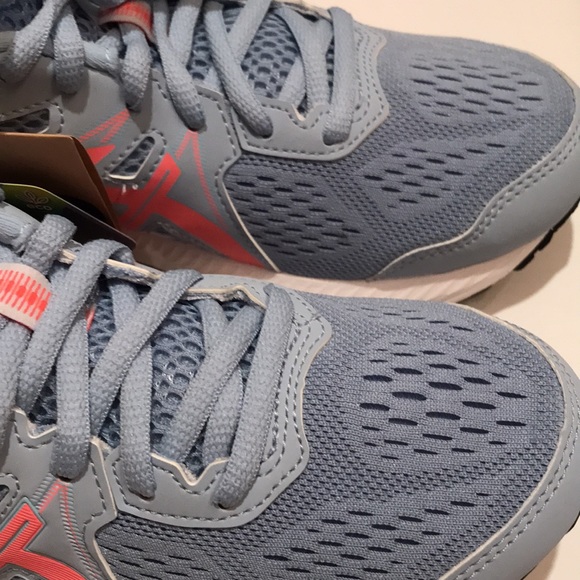 NWT ASICS GEL CONTEND 7 women’s 6 wide athletic tennis comfort casual walk shoe - Picture 10 of 12